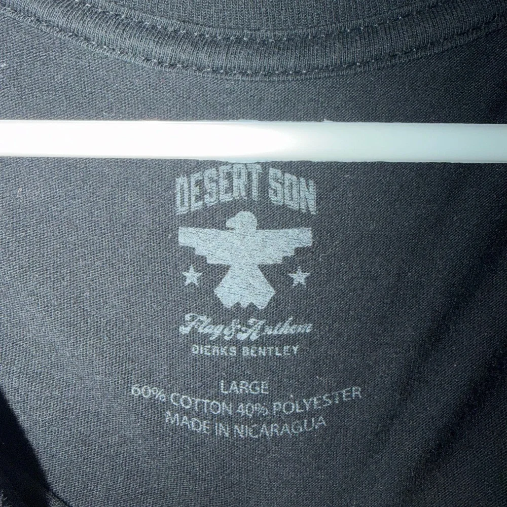 Desert Son Dierks Bentley American Flag Eagle Graphic T-Shirt Women’s LG Country - Picture 2 of 3
